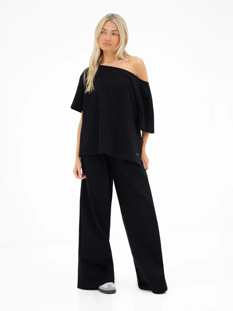 The Effortless Off-Shoulder Set